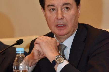 И.И. Мельников провел в Госдуме круглый стол по проблемам туризмам