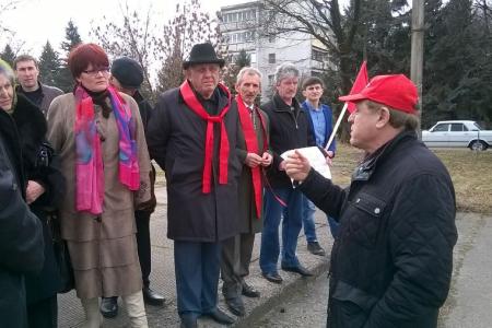 Коммунисты Кабардино-Балкарии вышли на акцию протеста против антинародной политики Правительства РФ