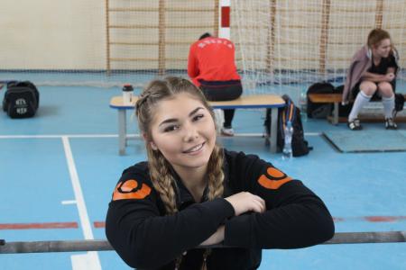 150 килограмм - не предел! Комсомолка Марьяна Наумова заняла I место на Первенстве России по пауэрлифтингу и жиму штанги лежа