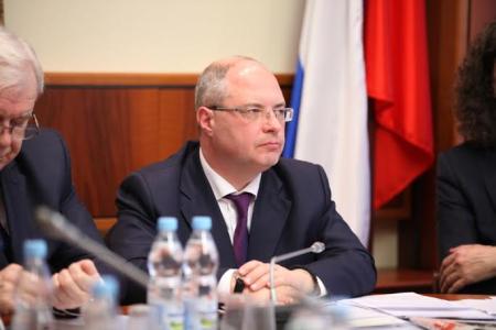 Депутаты-коммунисты приняли участие в расширенном заседании Межфракционной депутатской группы по защите христианских ценностей 