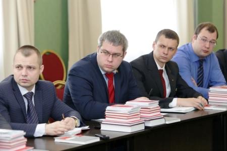 Г.А. Зюганов выступил с лекцией  в Центре политической учёбы ЦК КПРФ
