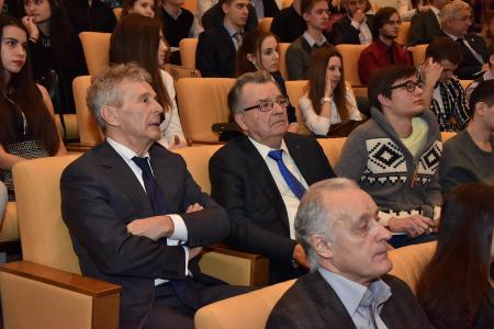 Ж.И. Алферов: Двигателями нашего прогресса должны быть наука и образование