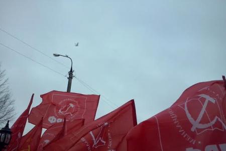 Орловские коммунисты провели праздничный митинг, посвящённый Дню Советской Армии и Военно-Морского Флота