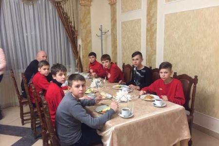 Команда из Донбасса выиграла детский турнир в Крыму, организованный спортклубом КПРФ