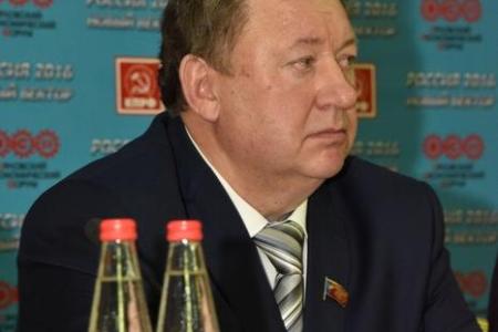 Г.А. Зюганов: Необходимо менять курс, а не играть в политику