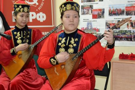 Республика Калмыкия. Торжественное собрание в честь Дня Советской Армии и Военно-морского флота