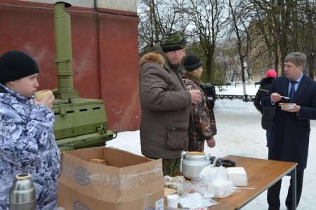 Московская область. Алексей Русских наградил победителей военно-спортивной игры «Юнармейские старты» 