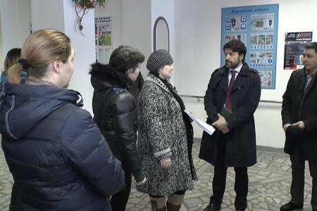 Республика Башкортостан. В Уфе родители учащихся школы №8 не согласны переводить детей в школу №95