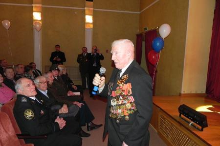Белгородская область. Движения в поддержку Армии и Союз советских офицеров организовали праздничный вечер в честь Дня Советской Армии и Военно-Морского Флота