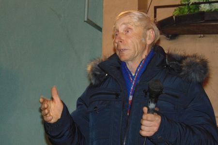 Алтайский край. Депутаты-коммунисты во главе с С.И. Юрченко совершили рабочую поездку в Чарышский район