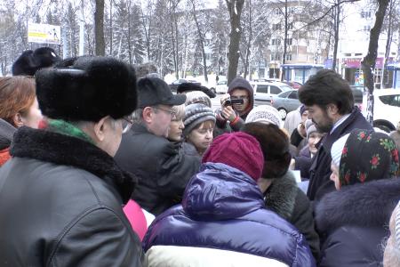 Уфа. А.А. Ющенко провел встречу с горожанами на улице Зорге