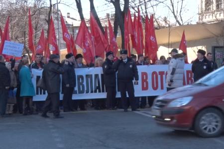 Краснодарские коммунисты ещё раз напомнили властям о своём требовании отставки мэра