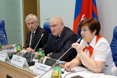 Секретарь Сталинградского обкома КПРФ Алексей Буров: «Вожатские традиции в Волгоградской области не забыты»