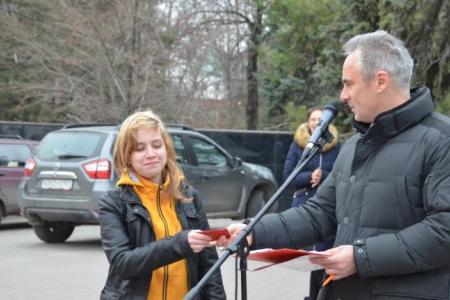 «Воссоздадим Советский Союз! Вернем социализм!». Митинг в Ростове-на-Дону
