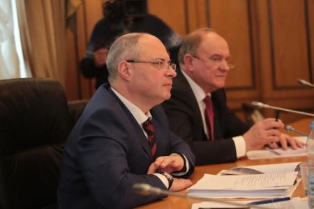 Г.А. Зюганов, С.А. Гаврилов и С.Ю. Глазьев обсудили перспективы приватизации и национализации с руководством и представителями крупнейших российских компаний