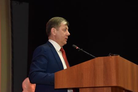 «Правда»: Опора на коллектив и на справедливость