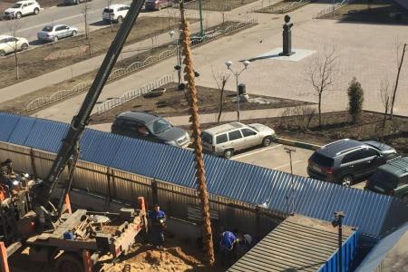 Москва. Жители дома с трещиной продолжают воевать со строителями