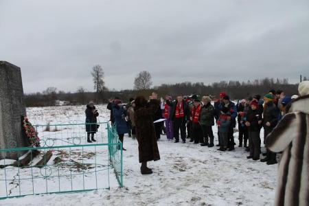 Псковское отделение КПРФ приняло участие в митинге, посвященном годовщине отправки из Партизанского края хлебного обоза в блокадный Ленинград