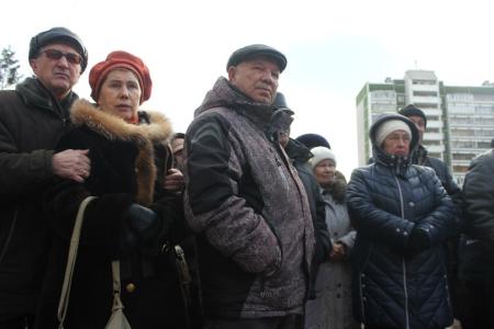 Свердловские коммунисты провели массовый митинг против точечной застройки в городе Екатеринбурге