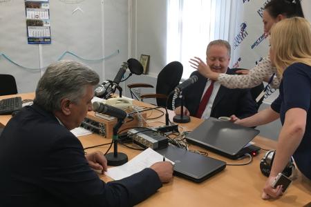 «Функция парламента обязана смотреть, чтобы не разворовали бюджетный кошелек». С.П. Обухов выступил на радио «ВестиFM. Кубань»