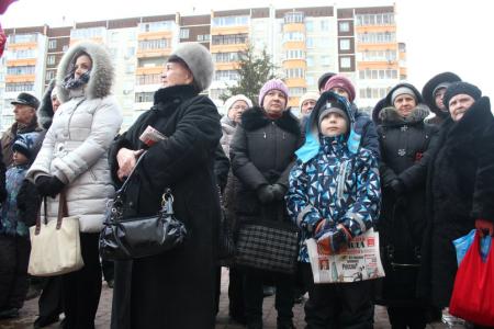 Свердловские коммунисты провели массовый митинг против точечной застройки в городе Екатеринбурге