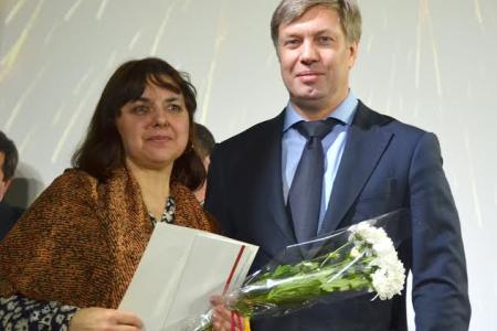 Московская область. Депутат Госдумы Алексей Русских поздравил женщин Луховицкого района 