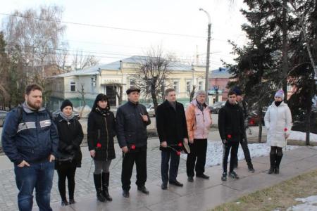 Пензенские коммунисты почтили память Карла Маркса
