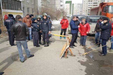 Лидера свердловских коммунистов Александра Ивачева и двух депутатов от КПРФ задержала полиция