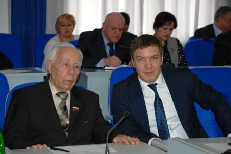Ставрополье. Коммунисты в  краевом парламенте требуют не допустить скупку сельхозземель края «варягами»
