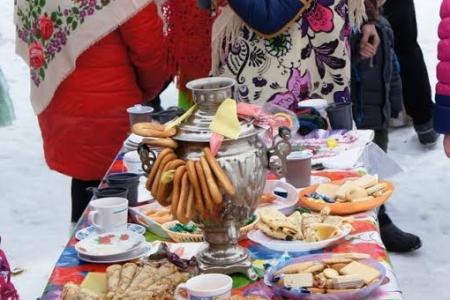 Курганская область. Коммунисты помогли проводить зиму новоильинцам