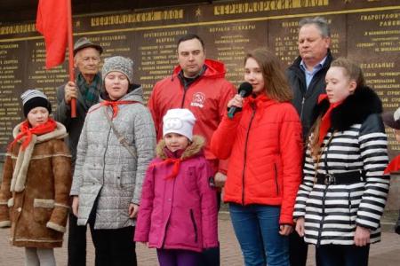 Севастопольские коммунисты уверены — Советскому Союзу быть!