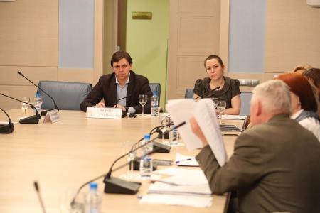 Москвичи обеспокоены установкой радиомачт вблизи жилых домов