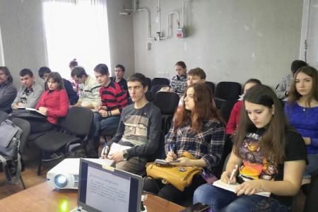 Ивановские комсомольцы открыли школу молодого коммуниста