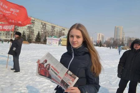 Кемеровская область. Коммунисты Новокузнецка провели митинг, посвящённый 63-ей годовщине со дня смерти Иосифа Виссарионовича Сталина