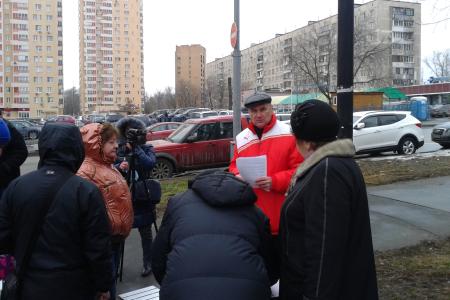 Москва. А.В. Потапов провел встречи с жителями района Богородское