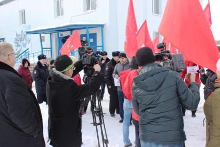 Ханты-Мансийский АО. В Нижневартовском районе прошёл митинг в защиту Конституционных прав граждан