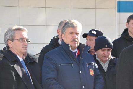 Коммунисты отправили 52-й гуманитарный конвой в Новороссию