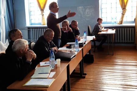 В.Г. Поздняков: «Госкорпорации бросают «социалку», не думая о последствиях для населения»
