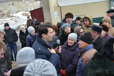 Олег Лебедев продолжает массовые встречи с избирателями в Тульской области