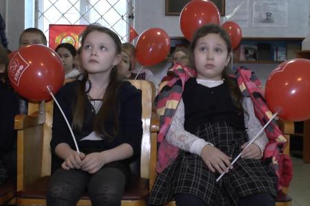 В Уфе в канун 63-й годовщины со дня смерти И.В. Сталина школьников пригласили в сталинский музей