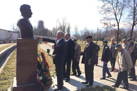 Коммунисты Северной Осетии отметили день памяти И.В. Сталина