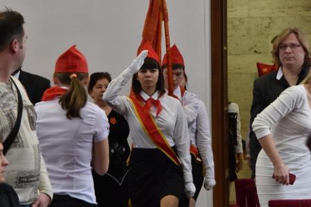 «Мы должны сплотить все патриотические силы и восстать против этого безумия». Г.А. Зюганов обратился к Всероссийскому женскому форуму с просьбой поддержать КПРФ на предстоящих выборах