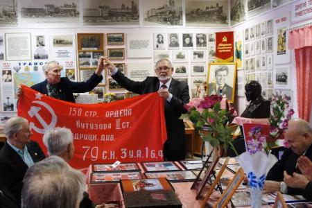 Курганская область. Активисты КПРФ посетили музей локомотивного депо