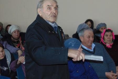 «Верните людям землю!». Жители алтайского села Ново-Калманка взывают о помощи