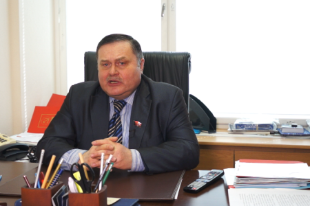 Вадим Соловьёв: "Граждане должны получить деньги от государства на капремонт". Видео KPRF.TV