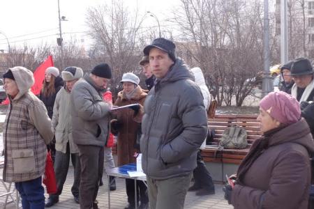 Жители Хорошевского района и московские коммунисты выступают против сноса гаражей и строительства на их месте "народного парка" под линией электропередач
