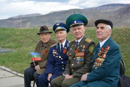 По инициативе ставропольских коммунистов автопробег к 71-й годовщине Великой Победы прошёл по территории Карачаево-Черкесии