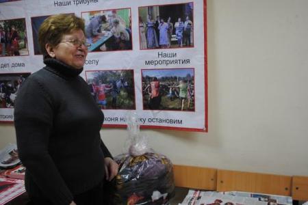 Нижегородское отделения "ВЖС-Надежда России" поздравило жительниц области с праздником 8 марта"