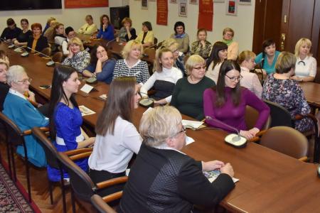 Г.А. Зюганов поздравил с Международным женским днем сотрудниц аппарата ЦК КПРФ и фракции КПРФ в Госдуме