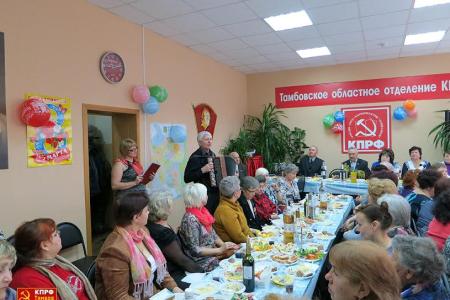 Тамбовская область: С праздником, наши дорогие женщины!
